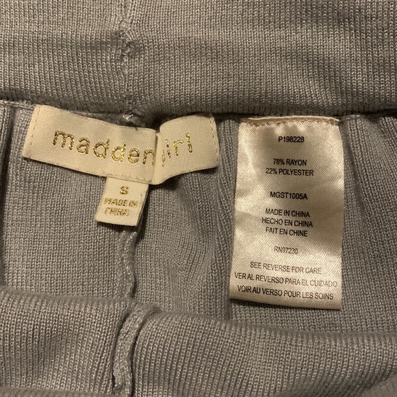 Madden Girl Women's gray 2 Piece Ribbed Knit Tank Top and Short Set - Picture 6 of 11
